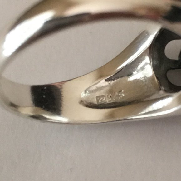 3.32cts Genuine Black Diamond Ring - Picture 4 of 12